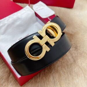 Salvatore Ferragamo Versatile Black Leather Belt